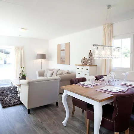 Holiday Droompark Buitenhuizen.3 Tatil Evi